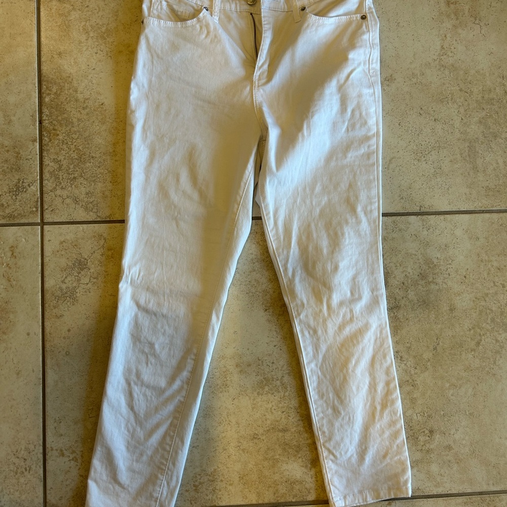 crown & ivy White Straight-Leg Jeans